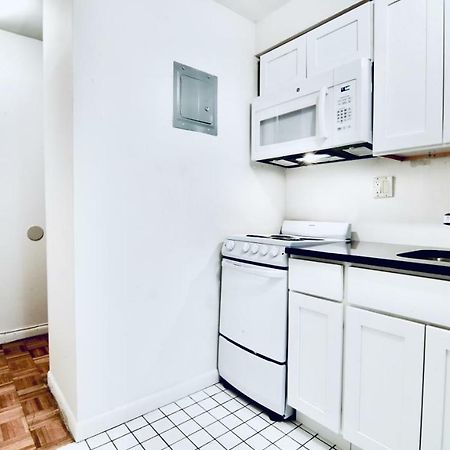 Times Square Manhattan - Private Room In 2 Bedroom Apartment New York Esterno foto